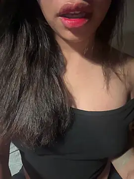 Snapshot of QuynhAnhhh_sweet chatting on June 2026 10:10:01 PM QuynhAnhhh sweet online show from June 2026 10:10:01 PM
