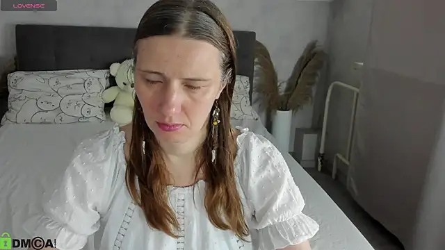 Snapshot of Kathrine-Meyer chatting on June 2026 12:59:01 AM Kathrine-Meyer online show from June 2026 12:59:01 AM