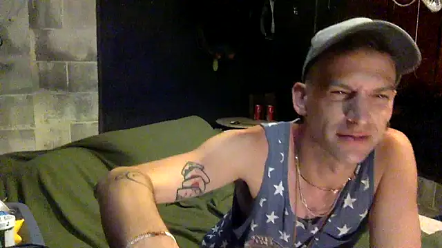 Snapshot of thierrybae chatting on July 2026 01:24:01 PM thierrybae online show from July 2026 01:24:01 PM