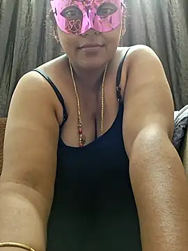 Snapshot of Hot_Sreeja_Tamil chatting on July 2026 01:37:02 PM Hot Sreeja Tamil online show from July 2026 01:37:02 PM