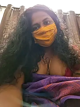 Snapshot of Hot_Sreeja_Tamil chatting on August 2026 04:11:02 AM Hot Sreeja Tamil online show from August 2026 04:11:02 AM