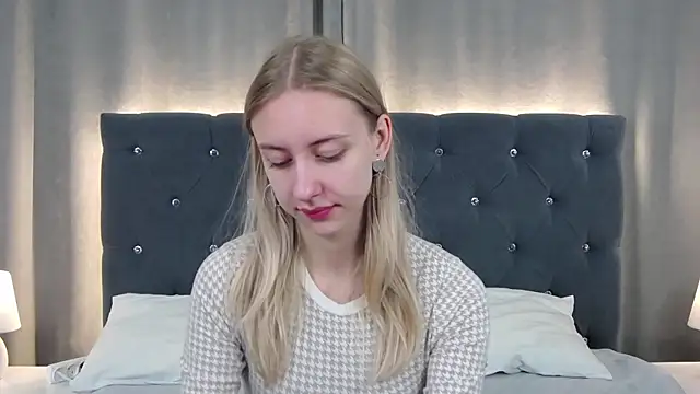 LirienVexx online show from June 2026 04:15:02 AM