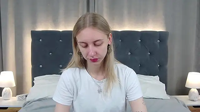 LirienVexx online show from June 2026 04:11:02 AM