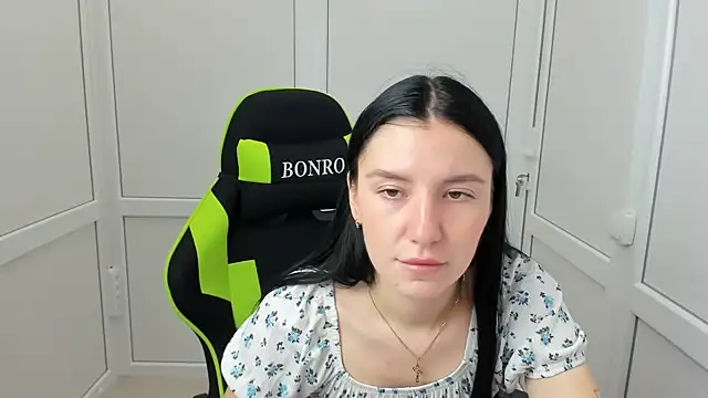 PatteMeoww online show from July 2026 06:15:01 AM