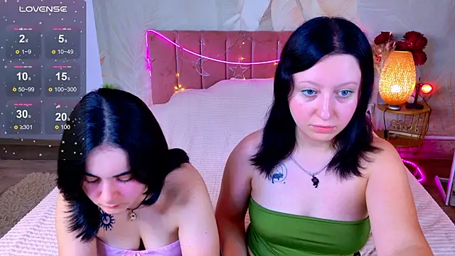 Snapshot of RuthHalll chatting on July 2026 10:09:01 AM RuthHalll online show from July 2026 10:09:01 AM