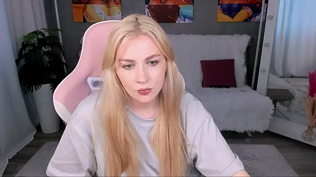 Snapshot of AmaliaWinslet chatting on June 2026 02:10:01 PM AmaliaWinslet online show from June 2026 02:10:01 PM