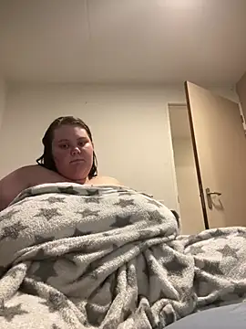 Snapshot of chubbyqueenbb chatting on June 2026 11:23:02 AM chubbyqueenbb online show from June 2026 11:23:02 AM