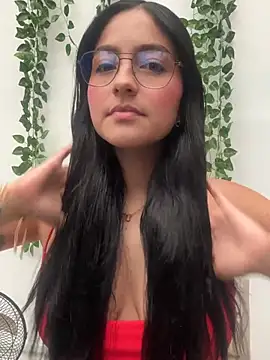 SophiCastro09  online show from July 2026 02:54:01 PM