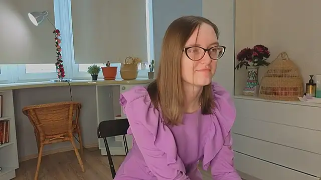 EstelaWeninger online show from June 2026 04:23:01 AM