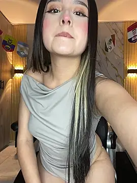 Tinakitten online show from July 2026 07:30:01 PM