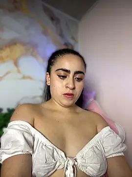 Snapshot of LILI_911 chatting on June 2026 08:11:01 PM LILI 911 online show from June 2026 08:11:01 PM