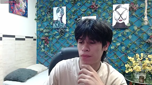 Snapshot of wayath1 chatting on June 2026 11:11:02 AM wayath1 online show from June 2026 11:11:02 AM