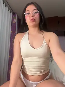 Snapshot of makii_30 chatting on July 2026 02:49:01 AM makii 30 online show from July 2026 02:49:01 AM