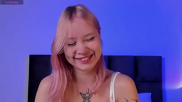 softangelxkisses online show from June 2026 06:45:02 AM