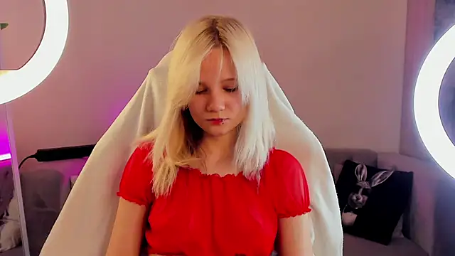 Snapshot of Bunny_Elsy chatting on June 2026 11:08:02 AM Bunny Elsy online show from June 2026 11:08:02 AM
