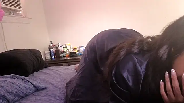 Prettywettkittycc online show from July 2026 07:20:02 PM