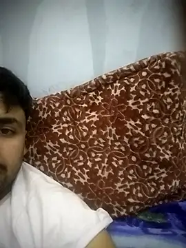 Snapshot of tipou211 chatting on June 2026 03:00:02 AM tipou211 online show from June 2026 03:00:02 AM