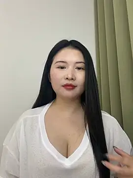 Snapshot of Doudou__520 chatting on June 2026 02:06:01 PM Doudou 520 online show from June 2026 02:06:01 PM