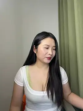 Snapshot of Doudou__520 chatting on July 2026 11:25:01 AM Doudou 520 online show from July 2026 11:25:01 AM