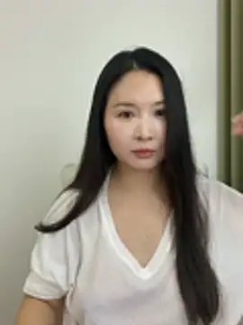 Snapshot of Doudou__520 chatting on July 2026 01:28:02 PM Doudou 520 online show from July 2026 01:28:02 PM