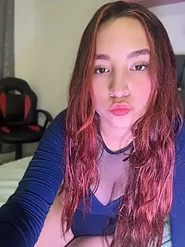 Snapshot of JUANITA-007 chatting on July 2026 12:41:01 PM JUANITA-007 online show from July 2026 12:41:01 PM