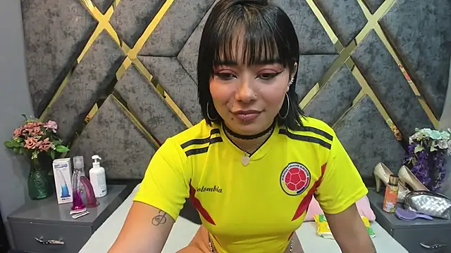 roxane vega online show from July 2026 06:12:02 PM