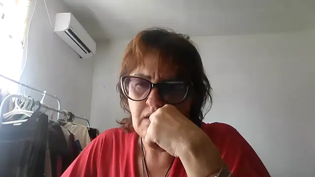 Snapshot of ErikaXShine chatting on August 2026 07:51:01 AM ErikaXShine online show from August 2026 07:51:01 AM