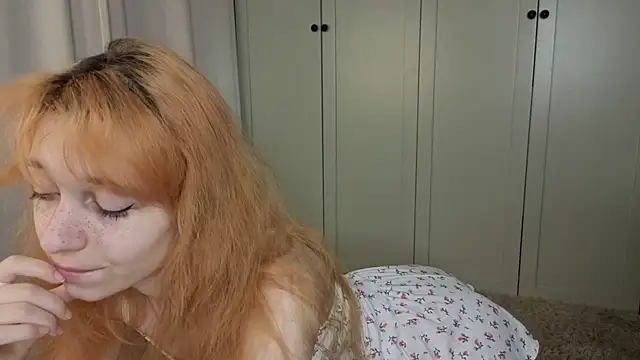Snapshot of tgirlfoxy chatting on July 2026 06:16:02 AM tgirlfoxy online show from July 2026 06:16:02 AM