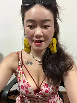 mollymm online show from July 2026 12:55:01 PM