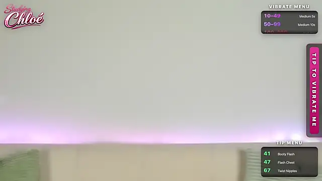 Snapshot of itschloelaurent chatting on July 2026 06:54:01 PM itschloelaurent online show from July 2026 06:54:01 PM