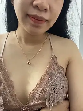 Snapshot of KieuLinh2k4 chatting on June 2026 05:49:02 PM KieuLinh2k4 online show from June 2026 05:49:02 PM