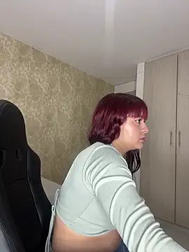 jade foxy19 online show from June 2026 01:00:02 PM