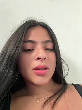 Snapshot of canelareina chatting on June 2026 08:10:02 PM canelareina online show from June 2026 08:10:02 PM
