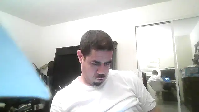 Snapshot of toosexy4myshirt chatting on June 2026 03:51:02 AM toosexy4myshirt online show from June 2026 03:51:02 AM