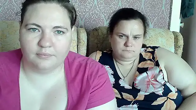 Snapshot of TiaMason chatting on June 2026 08:06:02 AM TiaMason online show from June 2026 08:06:02 AM