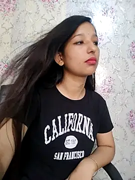 Queen Rosyy online show from June 2026 05:12:01 AM