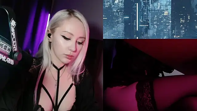 roxxyrowe online show from July 2026 09:39:02 PM