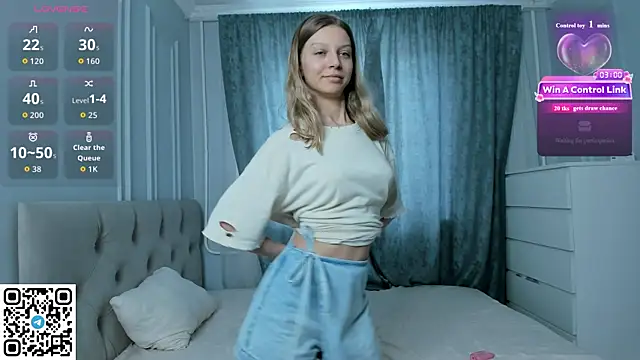Snapshot of Janet_Johnson chatting on July 2026 11:24:01 AM Janet Johnson online show from July 2026 11:24:01 AM