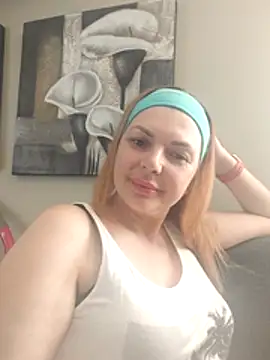 Snapshot of Milka_Ray chatting on June 2026 03:36:01 PM Milka Ray online show from June 2026 03:36:01 PM