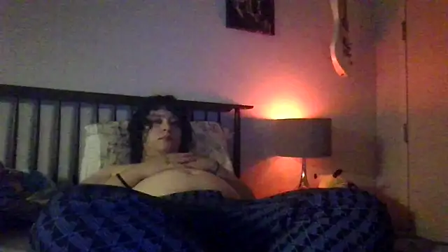 Snapshot of Mxnightshade chatting on June 2026 01:44:02 AM Mxnightshade online show from June 2026 01:44:02 AM