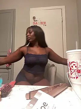 Snapshot of barbiethebody chatting on June 2026 04:47:02 AM barbiethebody online show from June 2026 04:47:02 AM