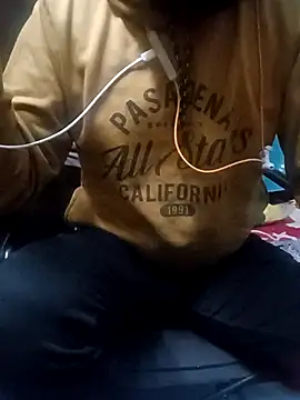 Lawrencedlkk007 online show from February 2026 02:43:02 PM