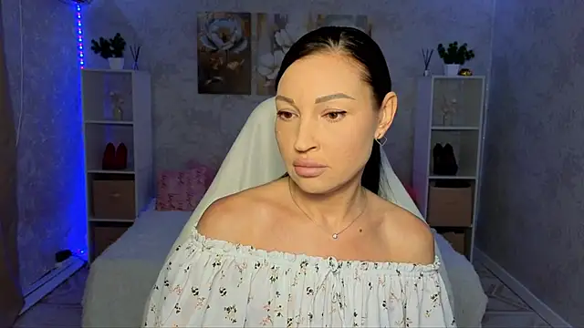 NikoleMills online show from June 2026 07:50:02 AM