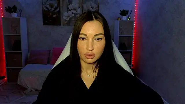 NikoleMills online show from July 2026 06:17:02 AM