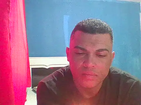 Snapshot of VitorBDote23cm chatting on June 2026 10:13:02 AM VitorBDote23cm online show from June 2026 10:13:02 AM
