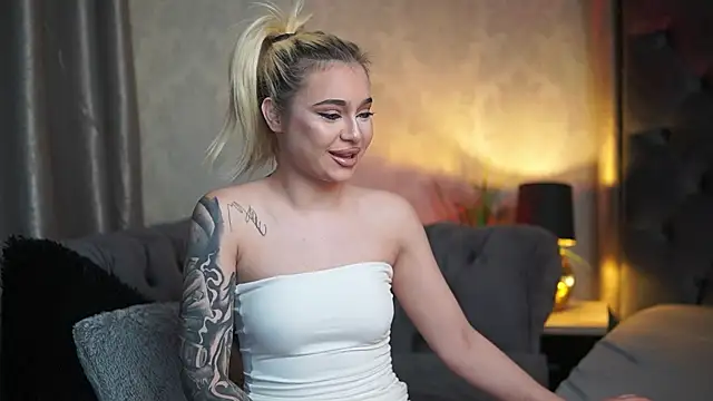 BiankaViper online show from July 2026 08:17:02 PM