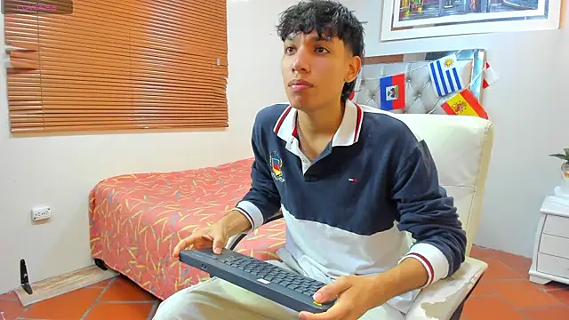 Snapshot of Jake_Falcon chatting on July 2026 11:35:01 AM Jake Falcon online show from July 2026 11:35:01 AM