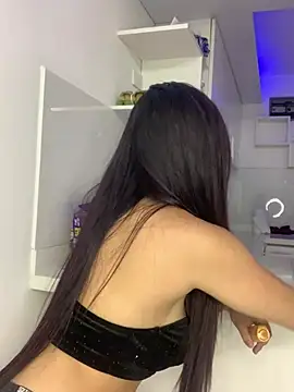 Snapshot of kim_luna2 chatting on July 2026 02:33:02 AM kim luna2 online show from July 2026 02:33:02 AM