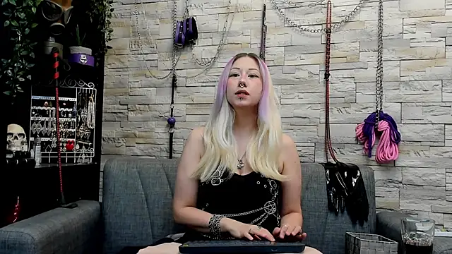 Miss Kaz online show from August 2026 12:36:01 AM