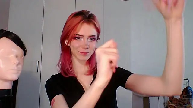 Snapshot of KayleneWesterberg chatting on June 2026 04:49:02 PM KayleneWesterberg online show from June 2026 04:49:02 PM